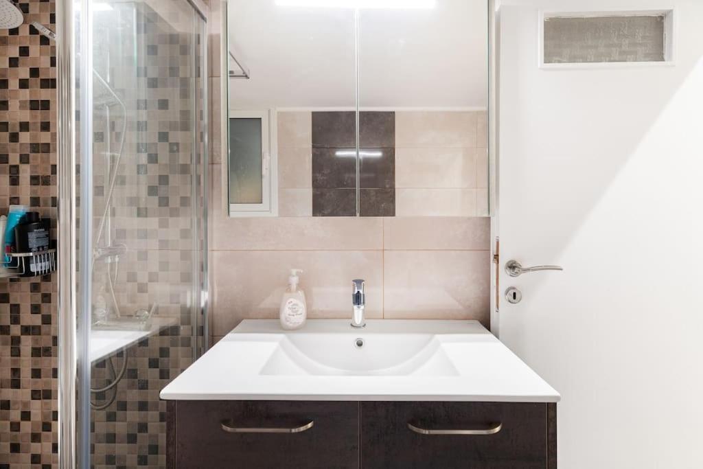 Comfy Flat Near Edem Beach By Atheniankeys Exterior photo